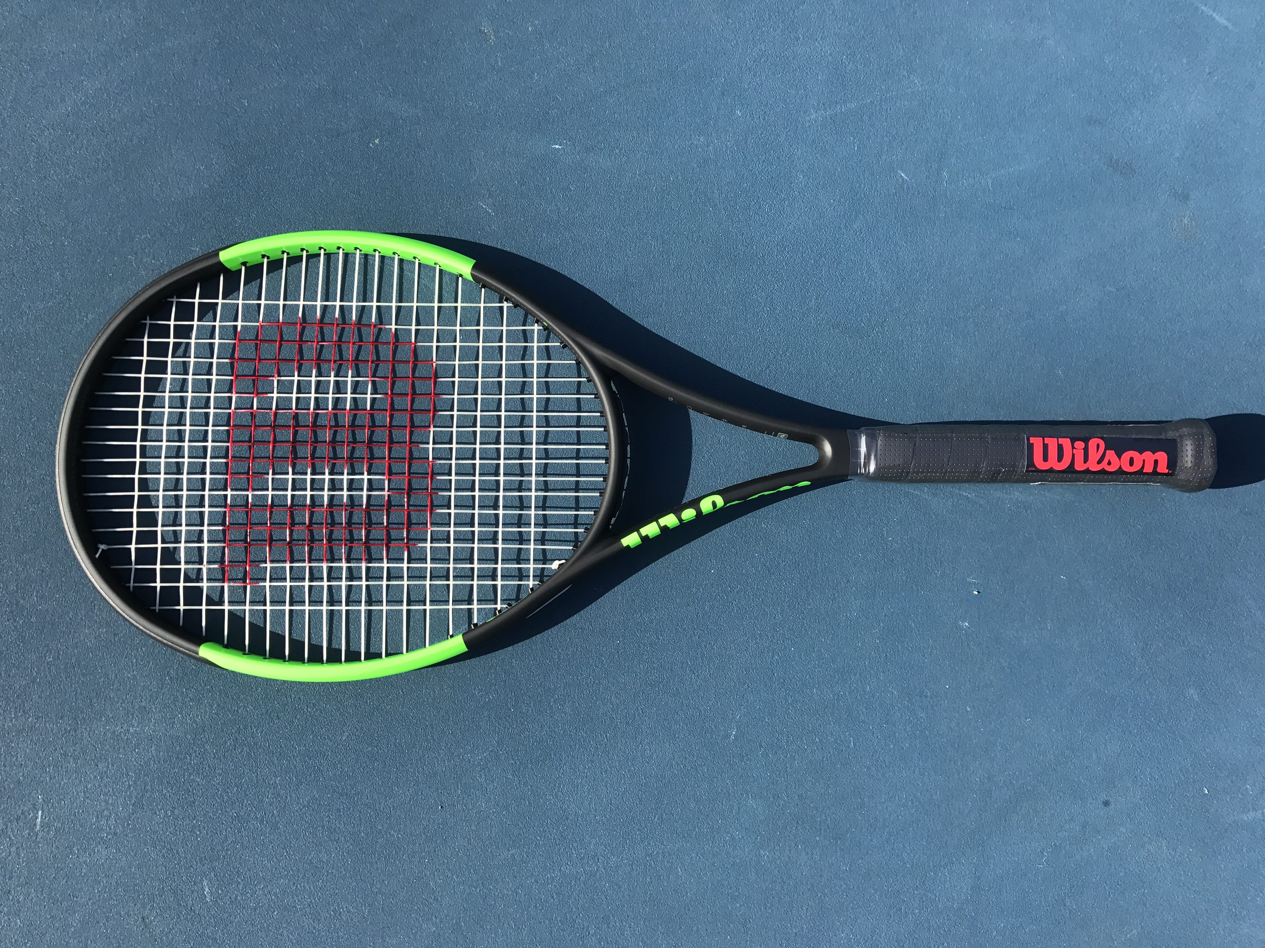 Wilson Blade 104 Serena Williams Autograph Review • FedFan