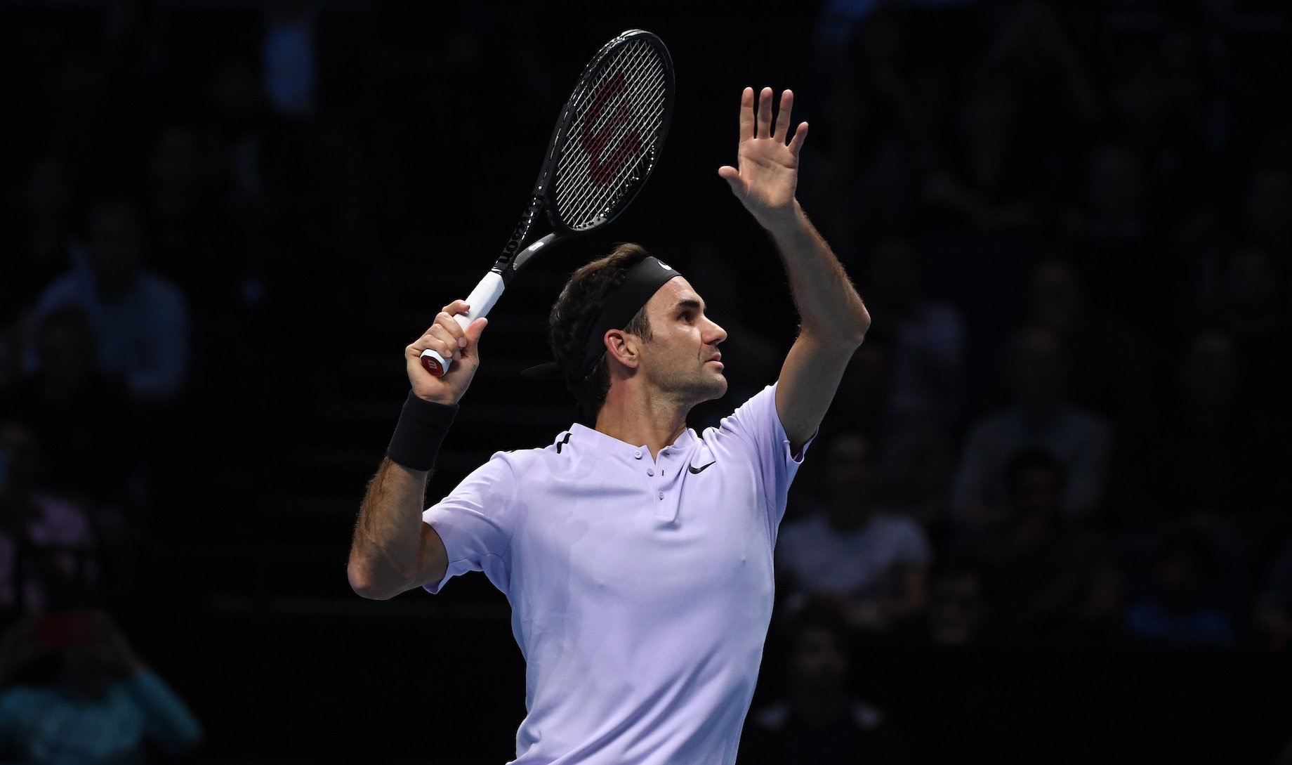 Roger Federer 2017 Nitto ATP Finals - Federer Reaches London Semifinals