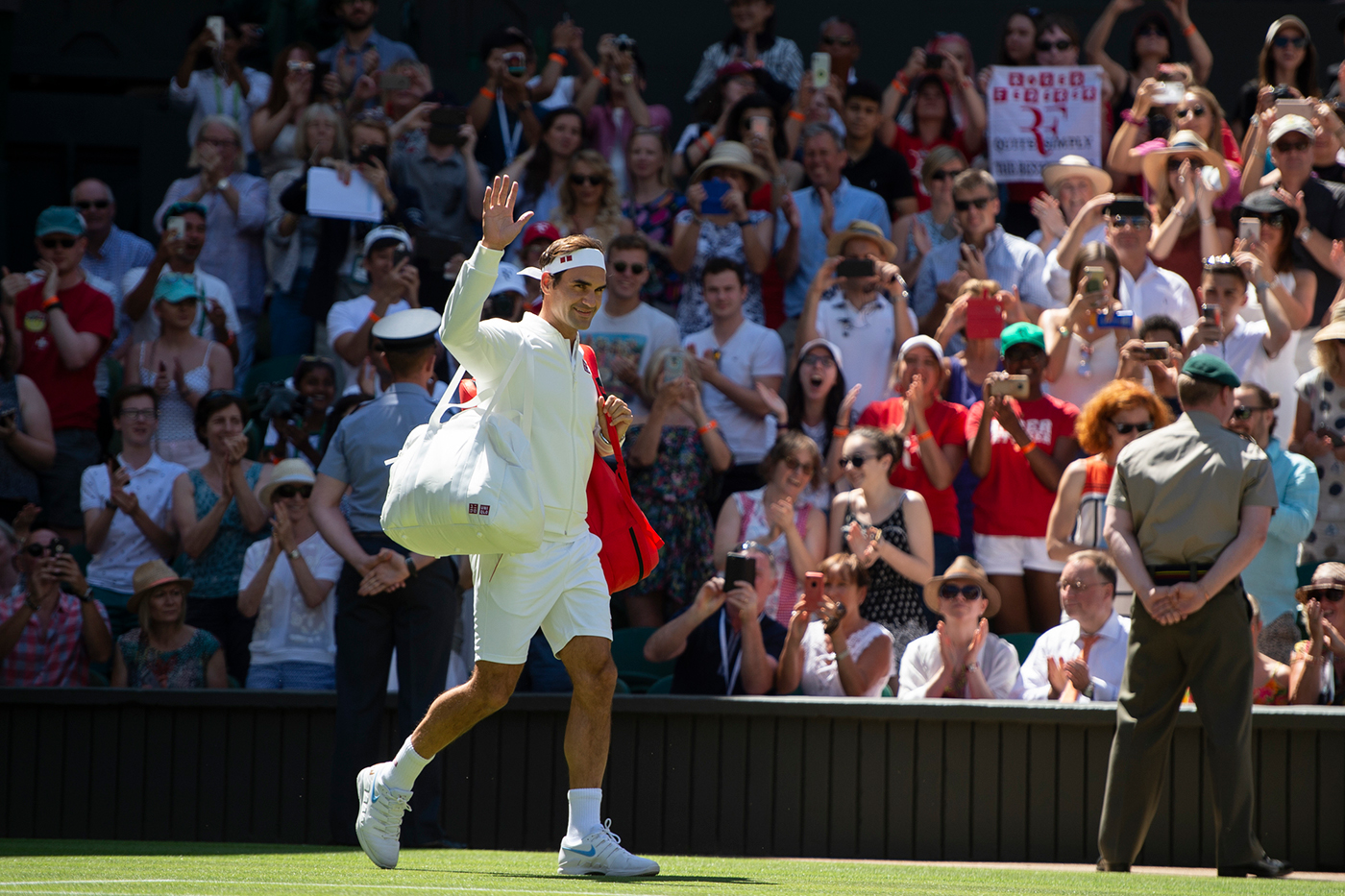 Federer Wins Wimbledon First Round Match, Wearing Uniqlo