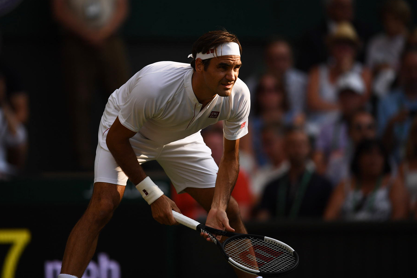 Federer Moves Past Stuff into Wimbledon Fourth Round