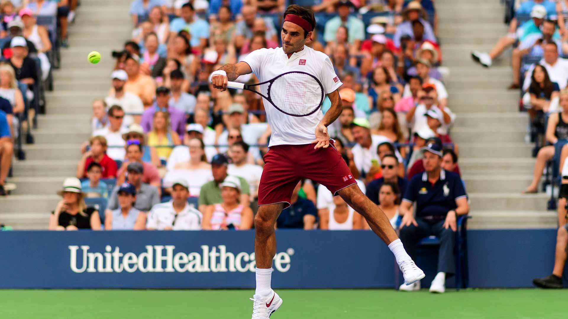 Federer Dominates Kyrgios, Advances to US Open Fourth Round